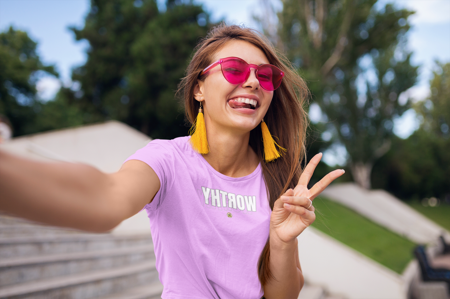 Women's/ WORTHY